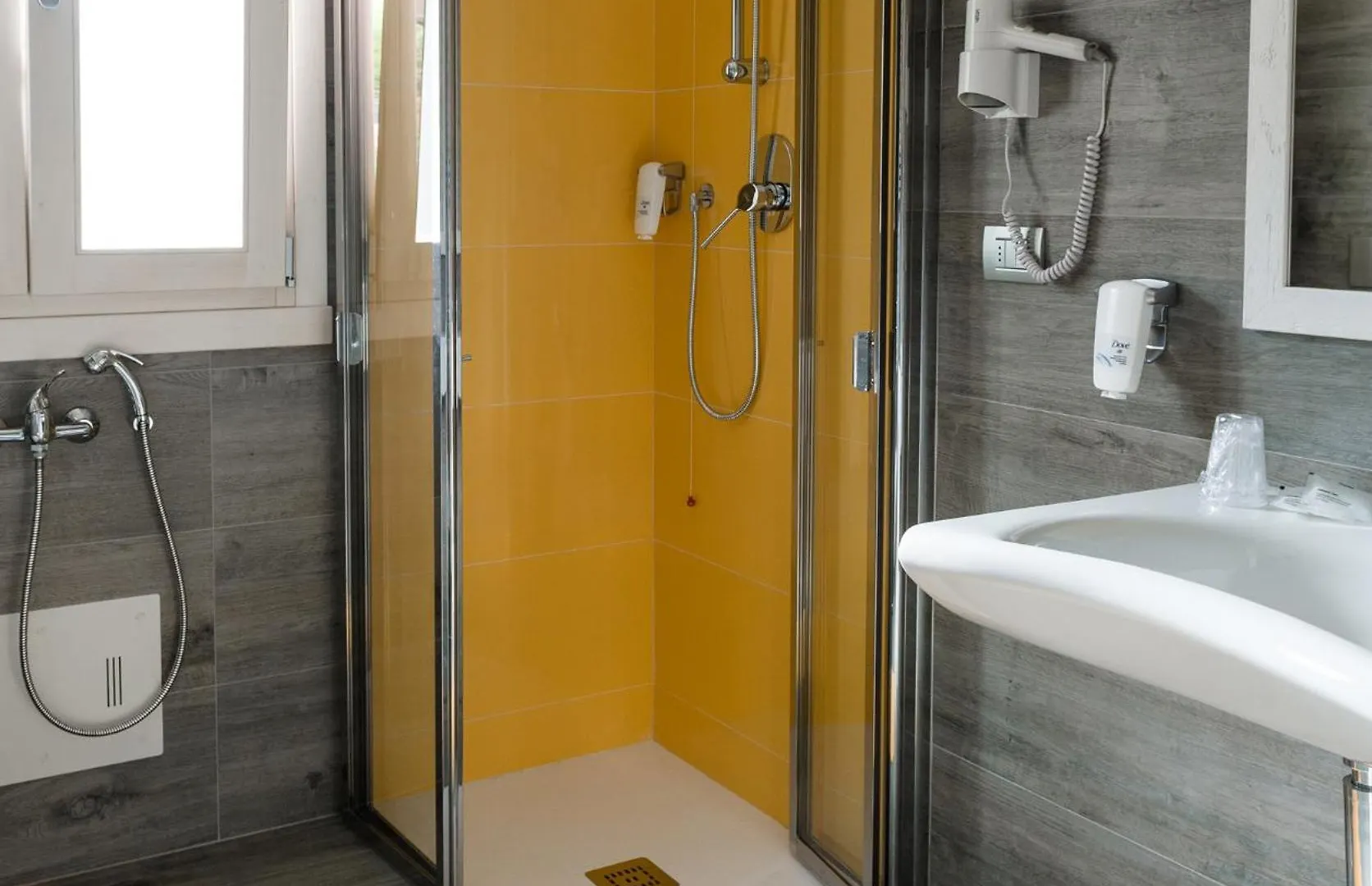 Bianco Hotel Primaluna