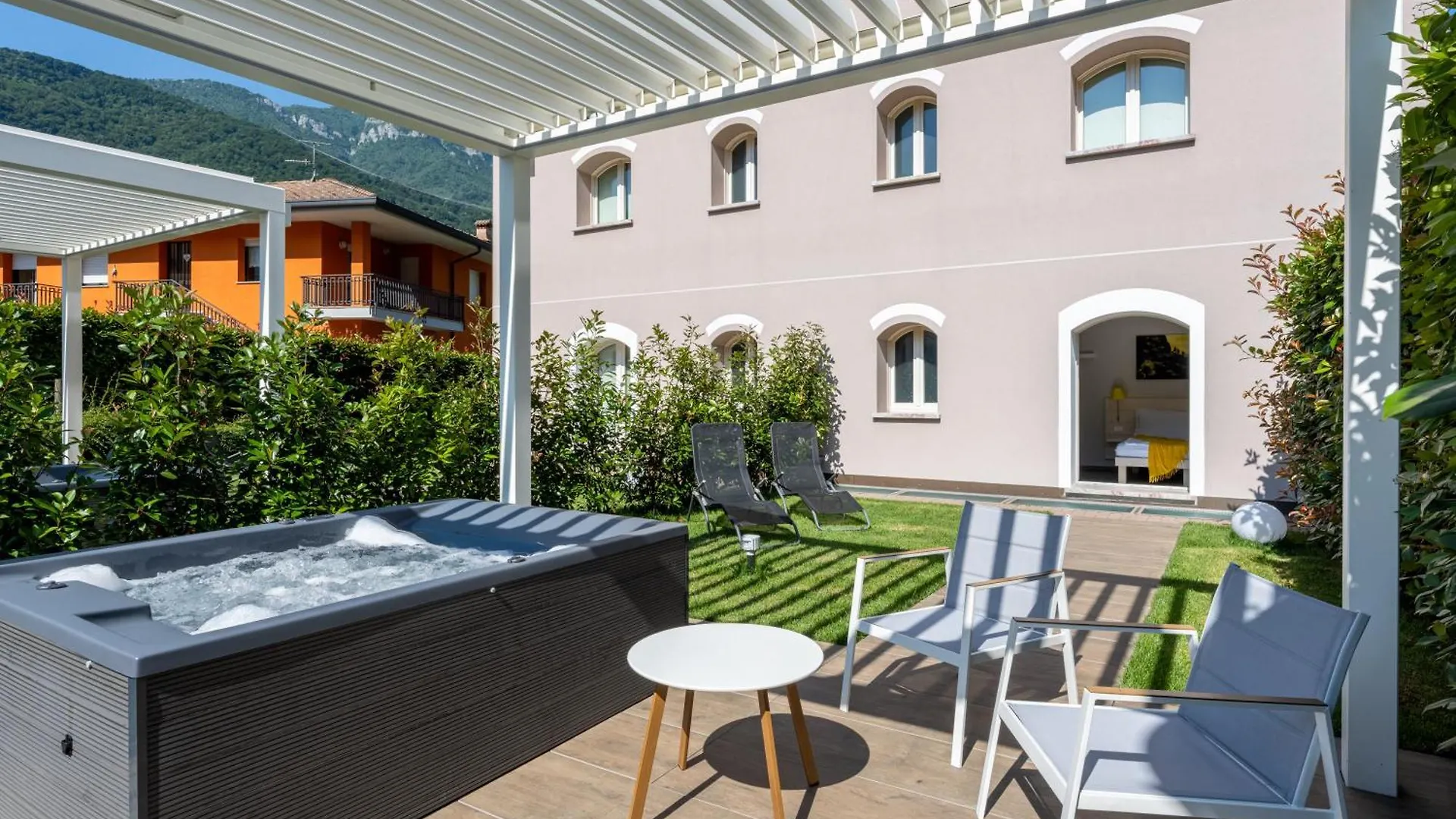 Bianco Hotel Primaluna Italy
