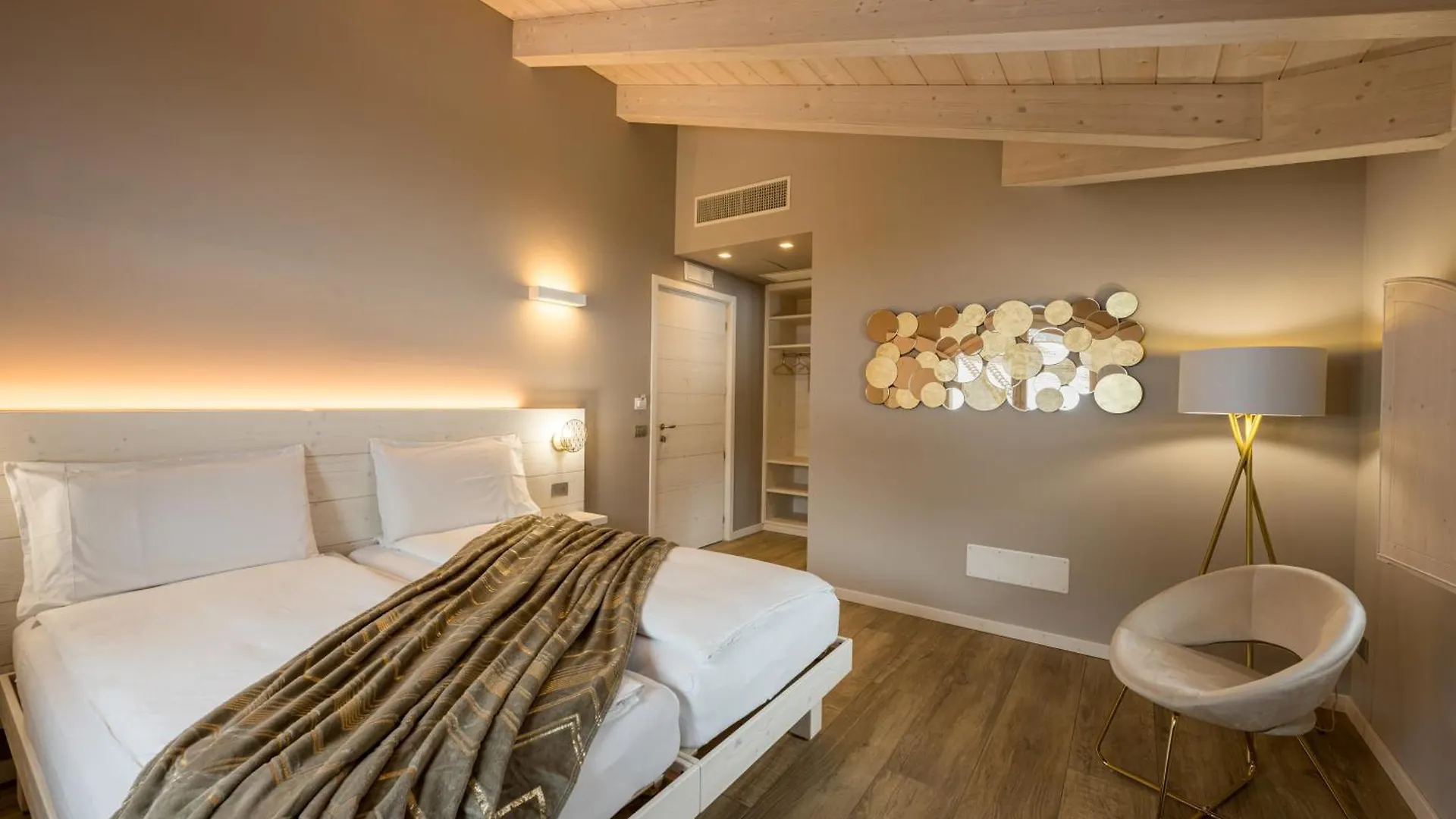 Bianco Hotel Primaluna 3*,  Italy