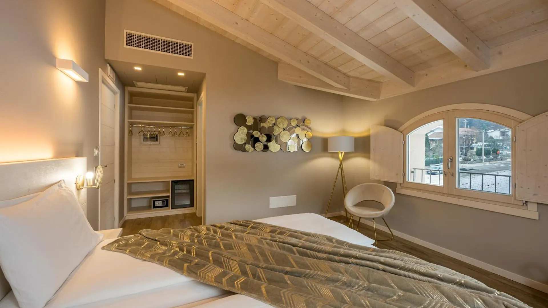 Bianco Hotel Primaluna