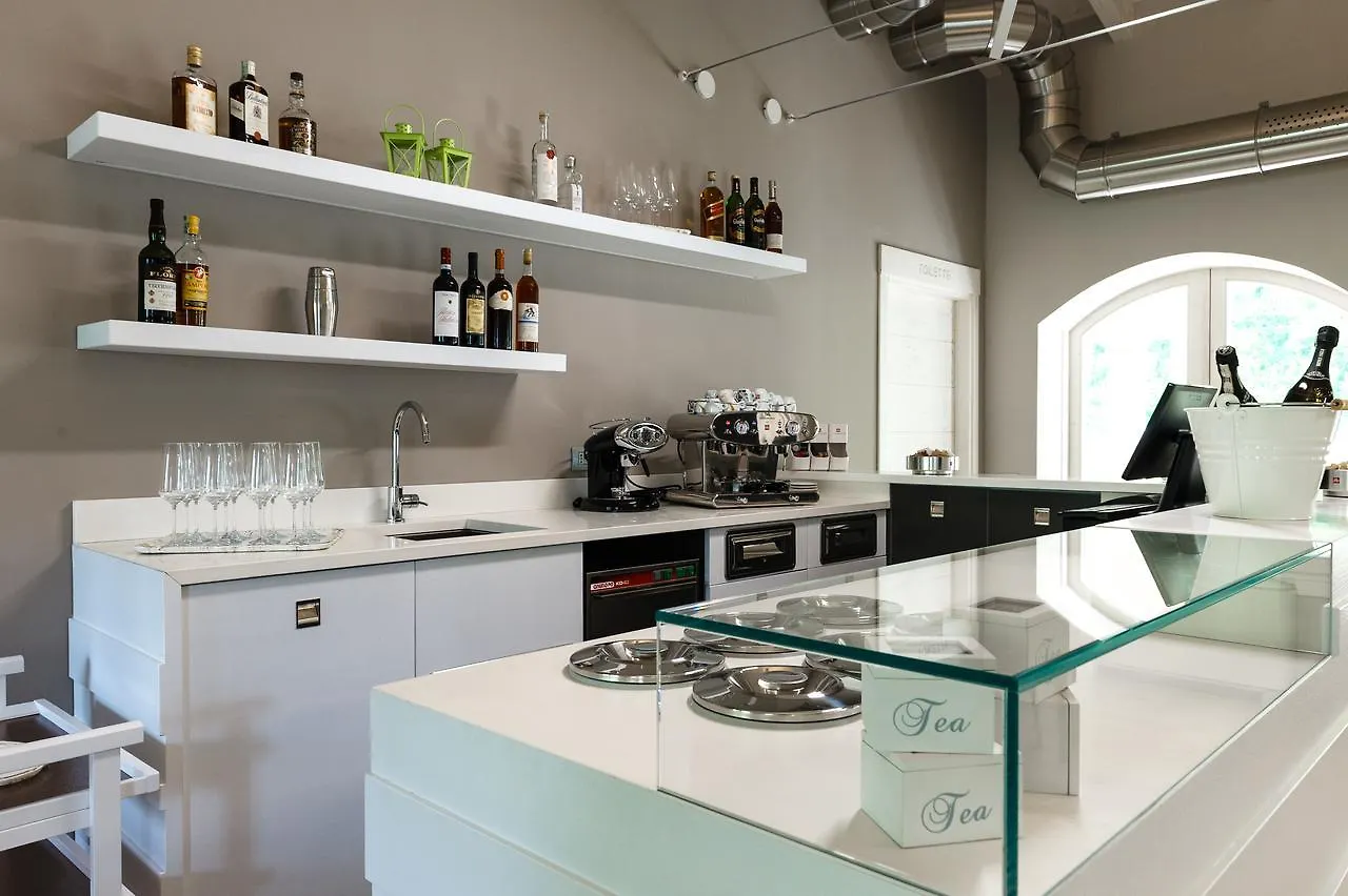 Bianco Hotel Primaluna